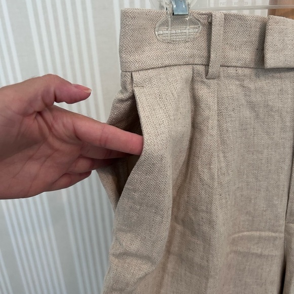 Banana Republic Linen Beige Bermuda Women’s Shorts Size 8. - Picture 5 of 8